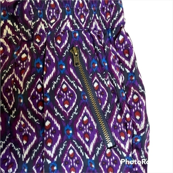 TRIBAL PRINT SHORTS Size M PURPLE - Picture 2 of 4